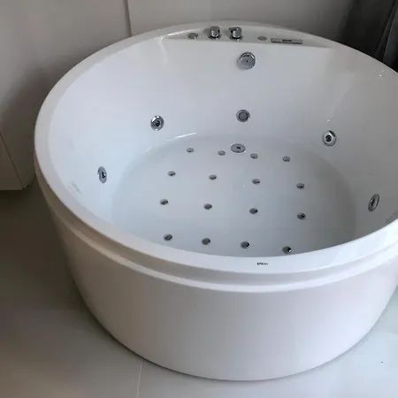 Apartment Playamar Con Jacuzzi